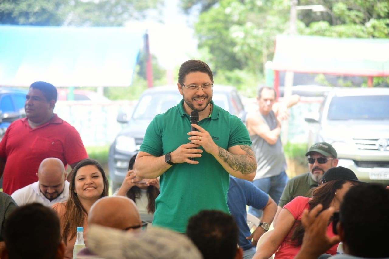 Em encontro com comunidades, vice-governador anuncia feira para produtores rurais, regularização fundiária e melhoria em ramais