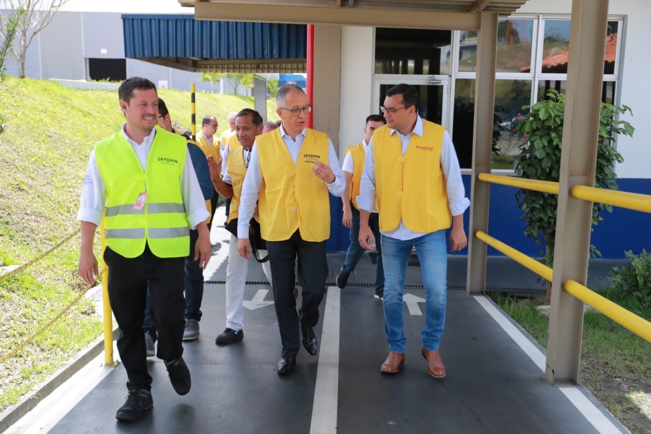 Em visita à fábrica da Michelin no PIM, Wilson Lima anuncia que Estado vai ampliar apoio à produção local de borracha