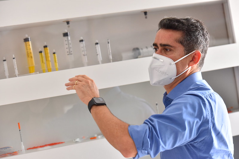 David restringe atendimento ao público externo e a circulação de servidores não essenciais, na sede da Prefeitura de Manaus