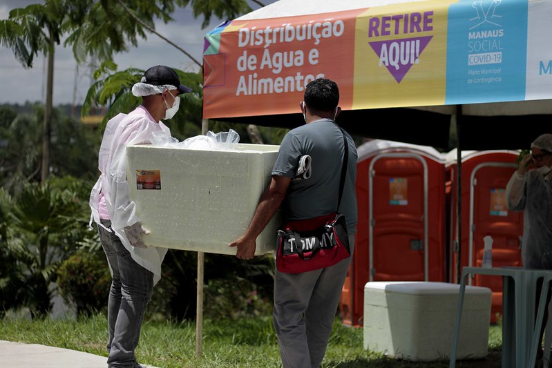 Prefeitura distribui alimentos em hospitais públicos para familiares de pacientes internados