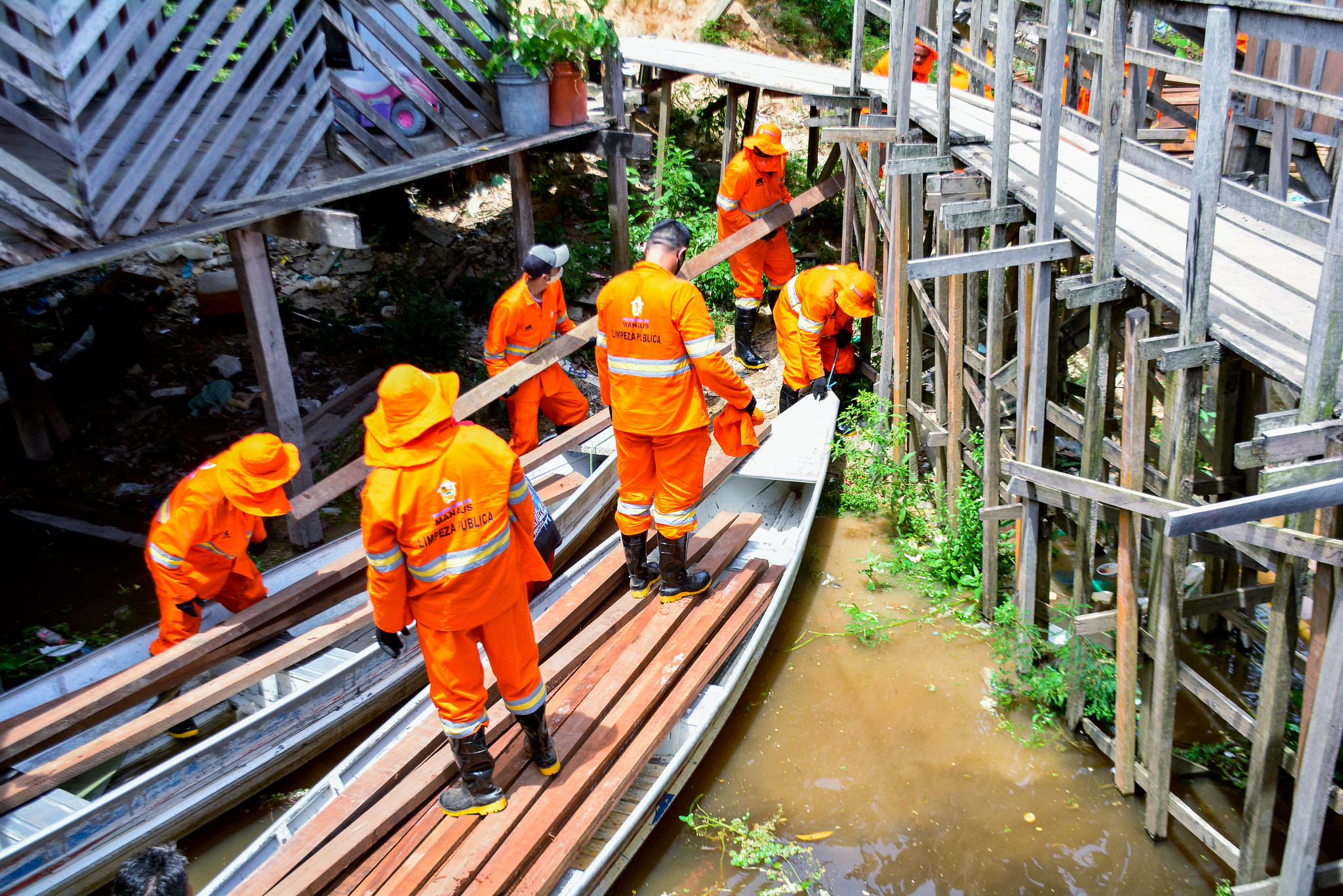 Prefeito David Almeida institui comitê de enfrentamento à cheia do rio Negro