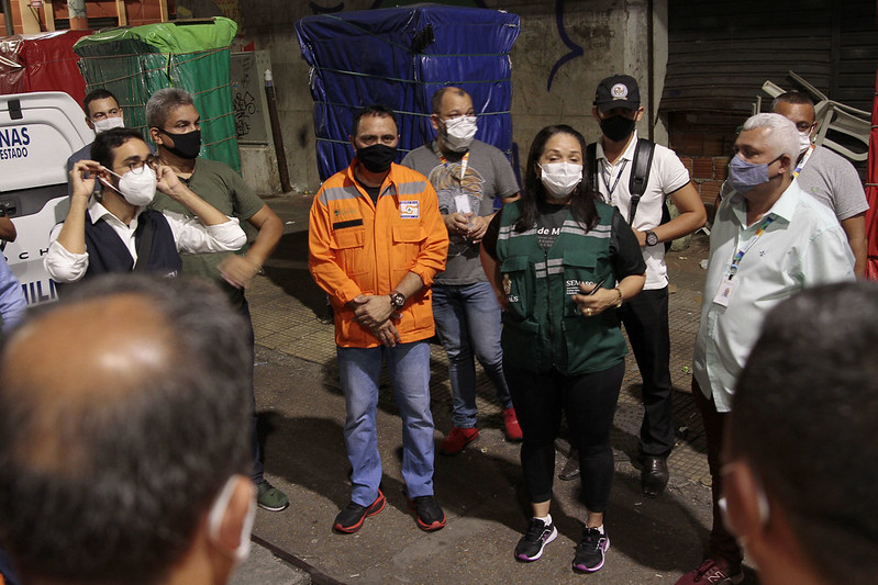 Após intervenção da Prefeitura de Manaus, famílias saem de antigo prédio do Ministério da Fazenda