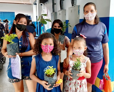 Ação de cidadania da prefeitura realiza mais de 1.200 atendimentos, nesta sexta-feira