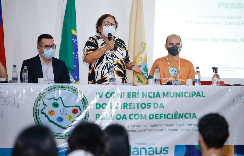 Sociedade civil e Prefeitura de Manaus abordam inclusão e direitos da pessoa com deficiência