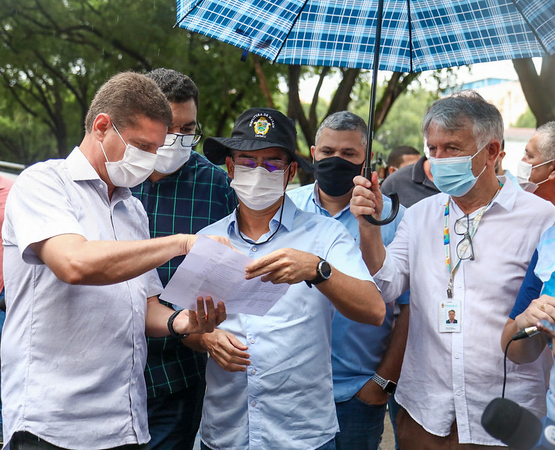 Prefeito David Almeida determina início de força-tarefa para minimizar danos causados por alagamentos