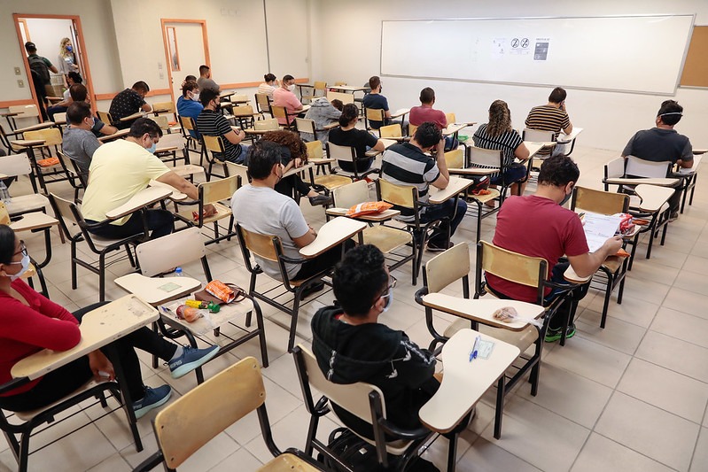 Prefeitura realiza prova discursiva para procurador neste domingo, 20/2