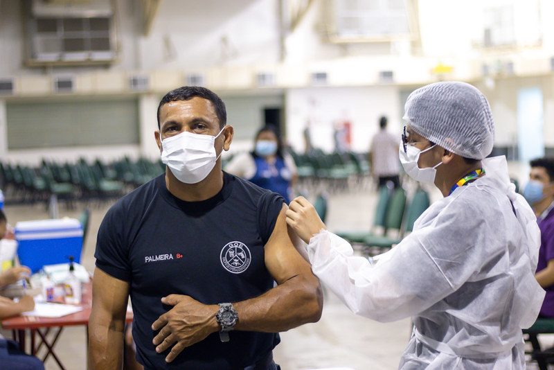 Sábado de vacinação contra a Covid-19 em Manaus registra mais de sete mil doses aplicadas