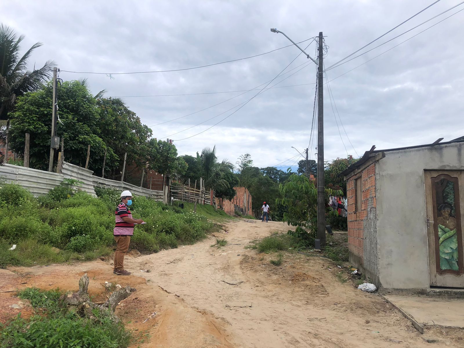 Ageman fiscaliza modernização da iluminação pública da capital