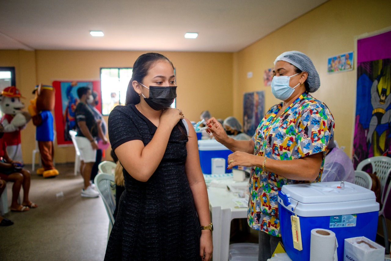 Dia de Multivacinação mobiliza mais de 1 mil crianças em Manaus