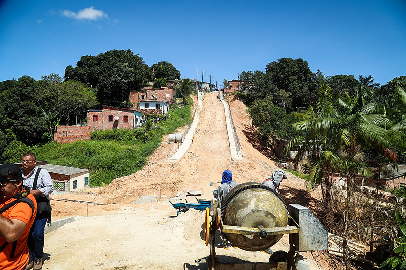 Prefeito David Almeida entrega recuperação da área de erosão no Mauazinho na próxima semana