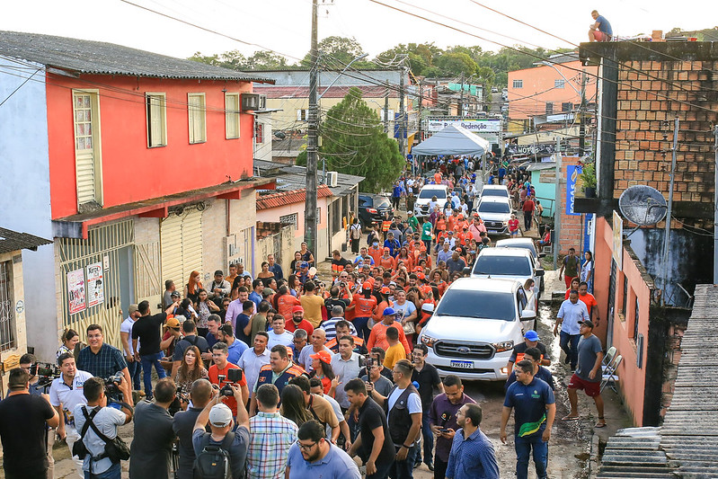 Prefeito David Almeida vistoria ações do ‘Asfalta Manaus’ e anuncia lançamento de mais 14 frentes de trabalho