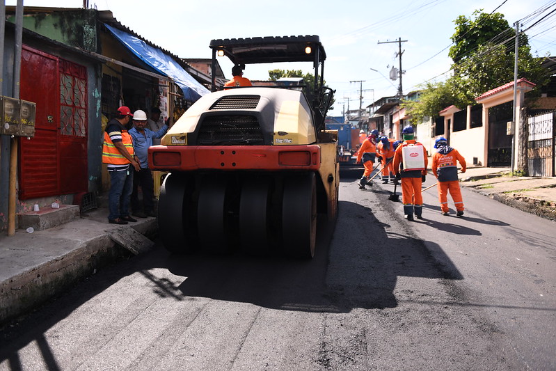 ‘Asfalta Manaus’ chega com recapeamento às ruas das zonas Norte e Centro- Oeste