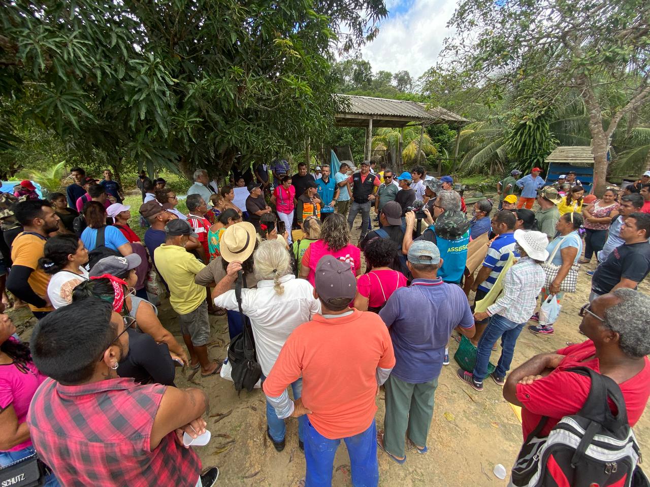 Prefeitura de Manaus leva ações do programa ‘Manaus+Agro’ a produtores rurais da BR-174