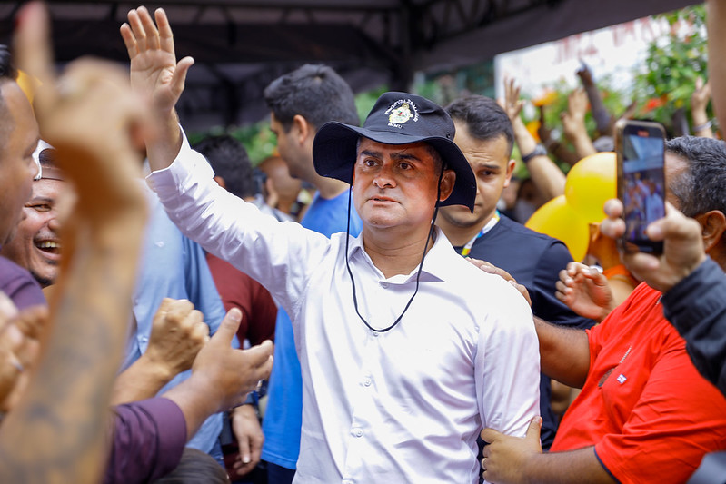 Prefeito David Almeida e governador Wilson Lima assinam ordem de serviço da feira do São Francisco