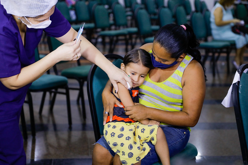 Mais de 900 crianças de 3 e 4 anos de idade já receberam a vacina contra a Covid-19 em Manaus