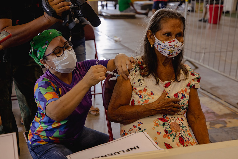 Prefeitura alcança mais de 34 mil pessoas do público em geral com a vacina contra influenza