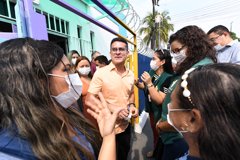 Prefeito David Almeida entrega 27ª unidade de saúde revitalizada na capital e anuncia aumento de salário dos ACSs