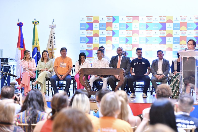 Manaus firma compromisso com Unicef para proteção de crianças e adolescentes