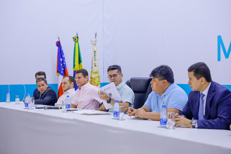 Prefeito David Almeida e vice-prefeito Marcos Rotta desmentem dossiê ilegal vazado