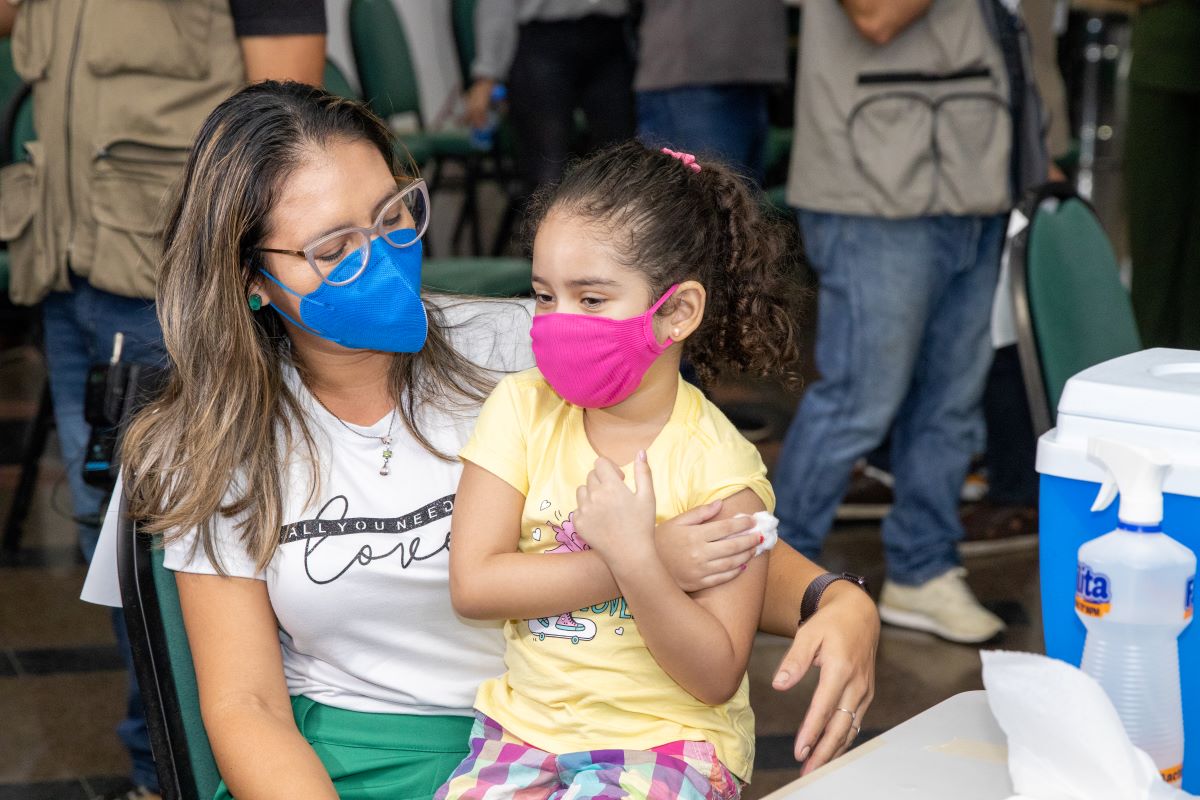 Prefeitura de Manaus oferta 75 pontos de vacinação contra a Covid-19 nesta semana