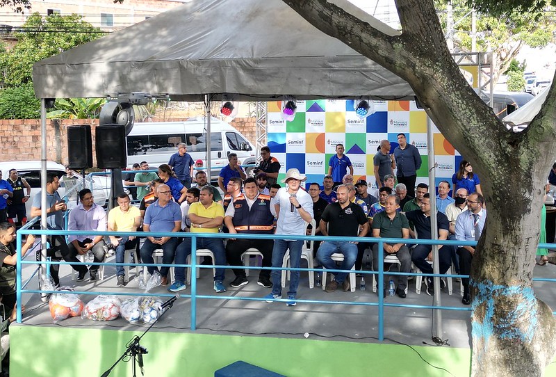 Prefeito David Almeida entrega Complexo Esportivo revitalizado no bairro Jorge Teixeira