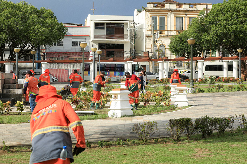 Prefeitura de Manaus recupera praça da Saudade e fortalece patrimônio histórico amazonense