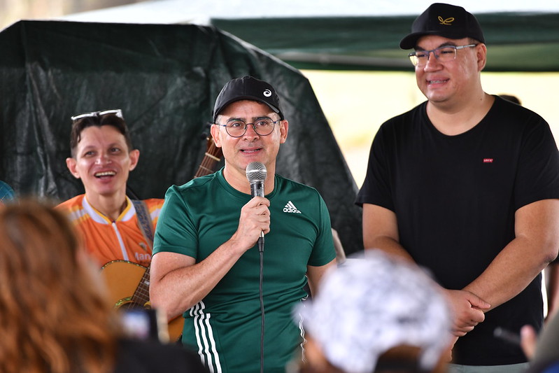 Prefeito David Almeida entrega ponte na avenida das Torres