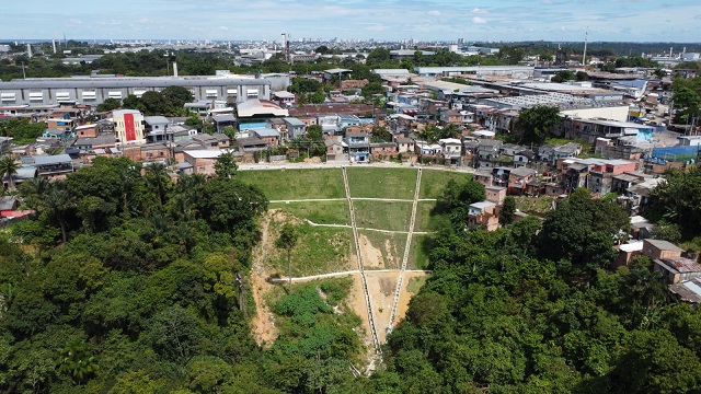 Em dois anos, Prefeitura de Manaus entrega dez obras de contenção em grandes erosões