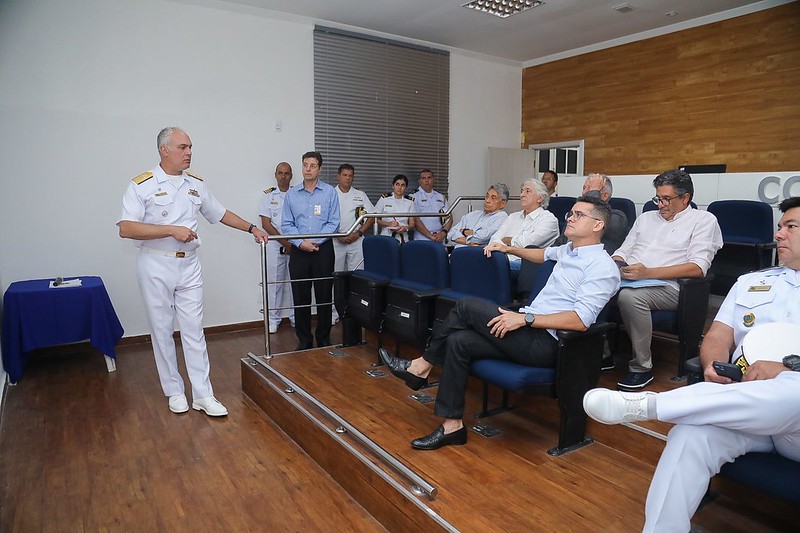 ‘Nosso Centro’ é apresentado à Marinha e ao Comando Naval pela Prefeitura de Manaus