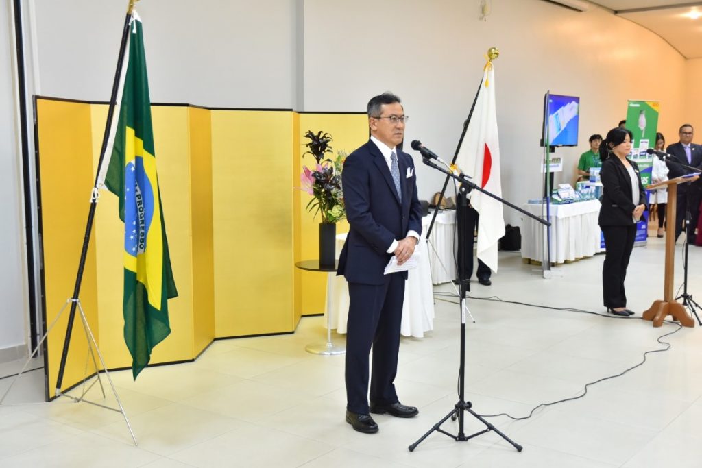 Governo do Estado recebe agradecimento na celebração do aniversário do imperador do Japão