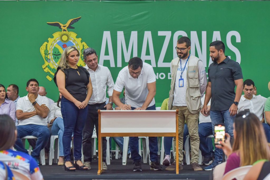 Wilson Lima firma parceria com Unicef para combater exploração sexual