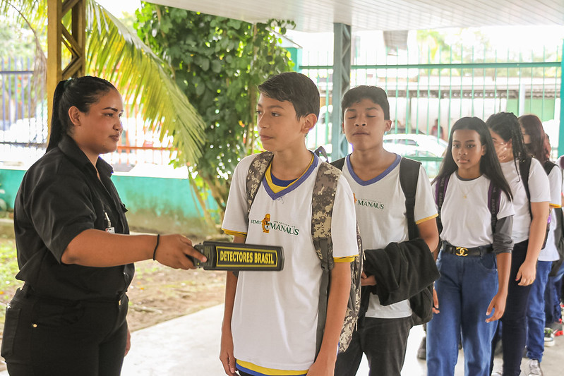 Agentes de portaria aumentam sensação de segurança nas escolas municipais de Manaus