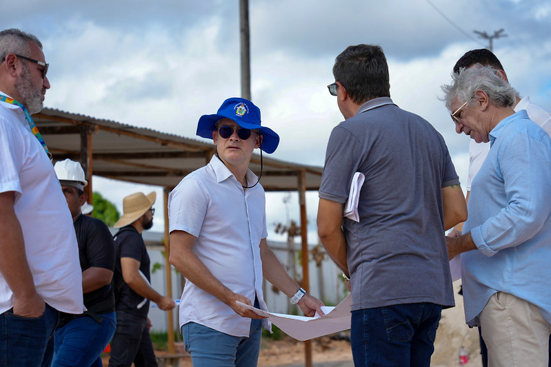 Prefeito destaca avanço das obras do parque Amazonino Mendes