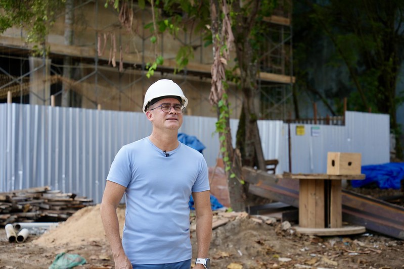 Prefeito acompanha avanço nas obras do mirante Lúcia Almeida