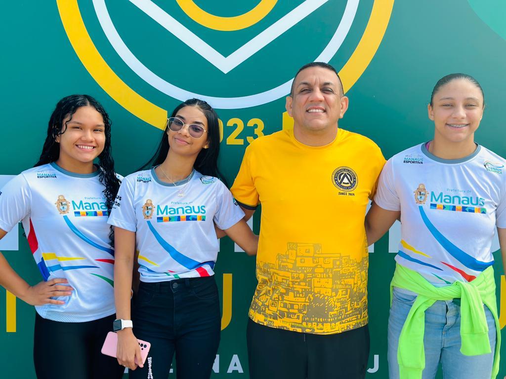 Atletas do programa ‘Manaus Olímpica’ ganham mais 11 medalhas no Brasileiro de Jiu-Jítsu, em SP