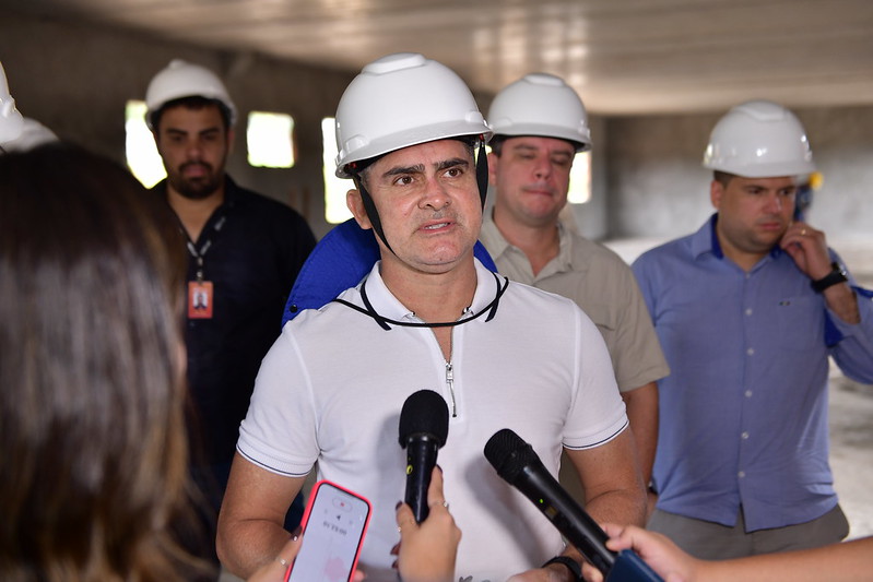 Prefeito vistoria obras de UBS ‘mini-hospital’ na zona Norte