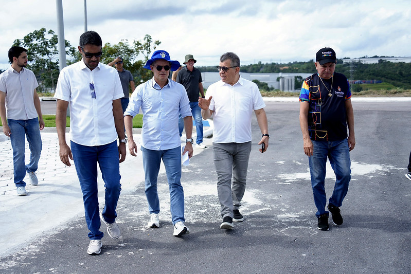 Prefeito David Almeida e vice-presidente Geraldo Alckmin inauguram distrito para micro e pequenas empresas em Manaus