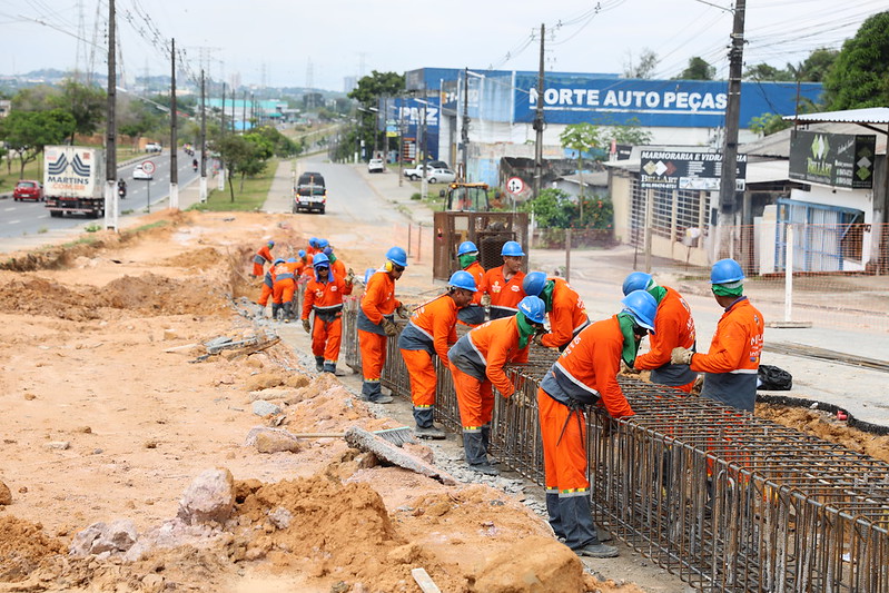 Prefeitura de Manaus avança com a obra do complexo viário na avenida Governador José Lindoso