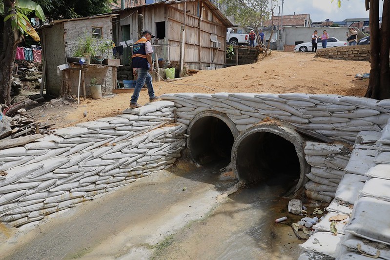 Prefeitura finaliza implantação de rede de drenagem para conter cratera no Zumbi dos Palmares