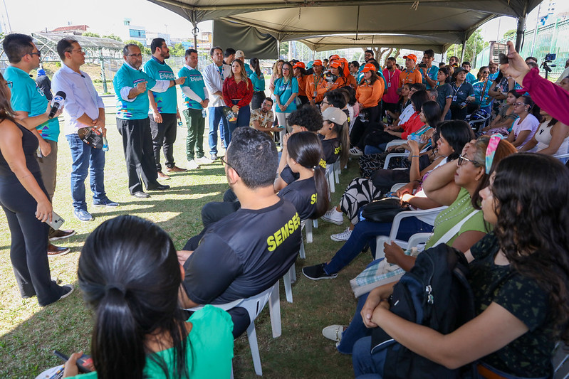 Campanha ecológica abre a Semana de Valorização dos Estagiários da Prefeitura de Manaus