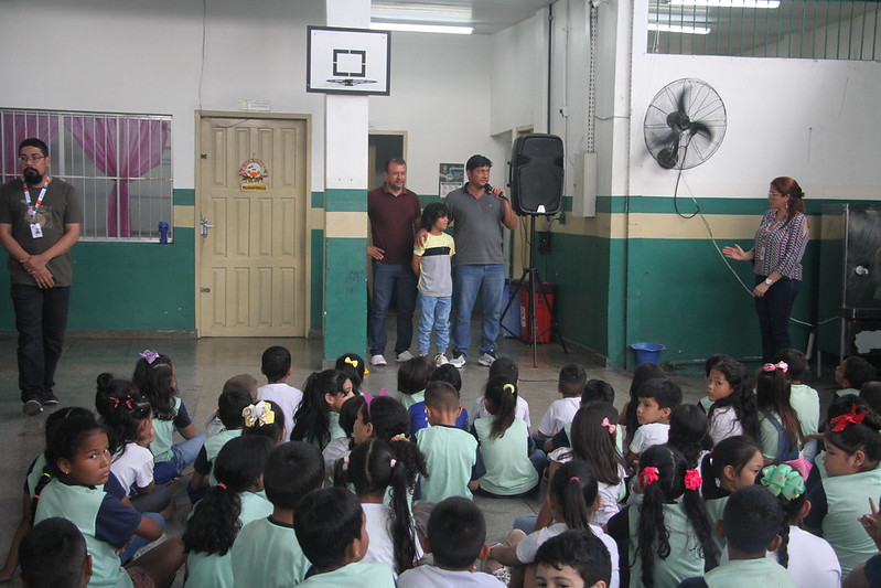 Aluno de escola da Prefeitura de Manaus se destaca no futebol e vai treinar no Corinthians