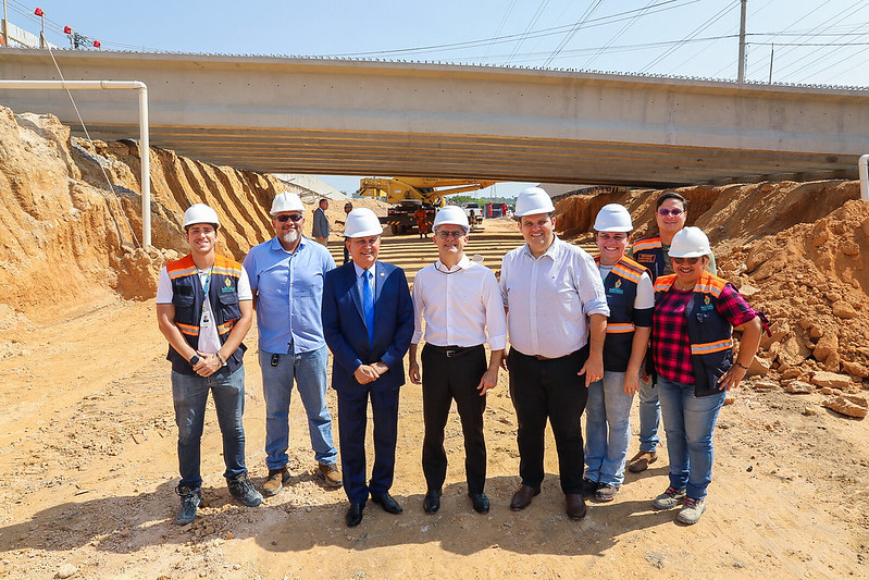 Prefeito comemora avanço na construção do viaduto das Torres e ressalta pacote de obras para a zona Norte