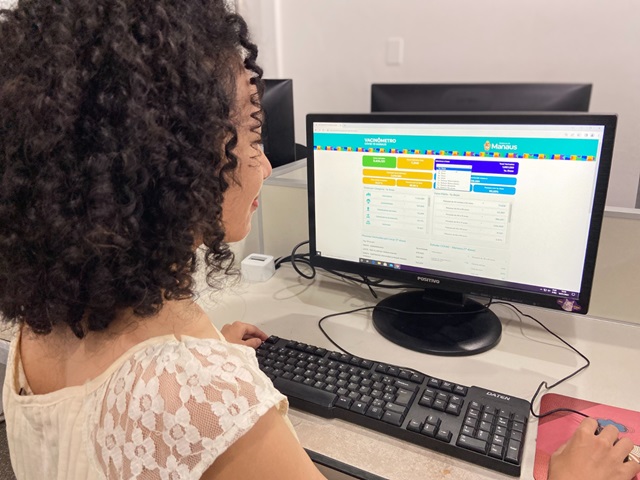 Vacinômetro da prefeitura facilita acesso a dados da imunização contra Covid-19 com novo layout